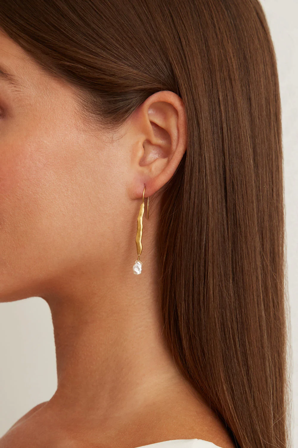 Gold Wave Pearl Drop Earrings White - Image 2