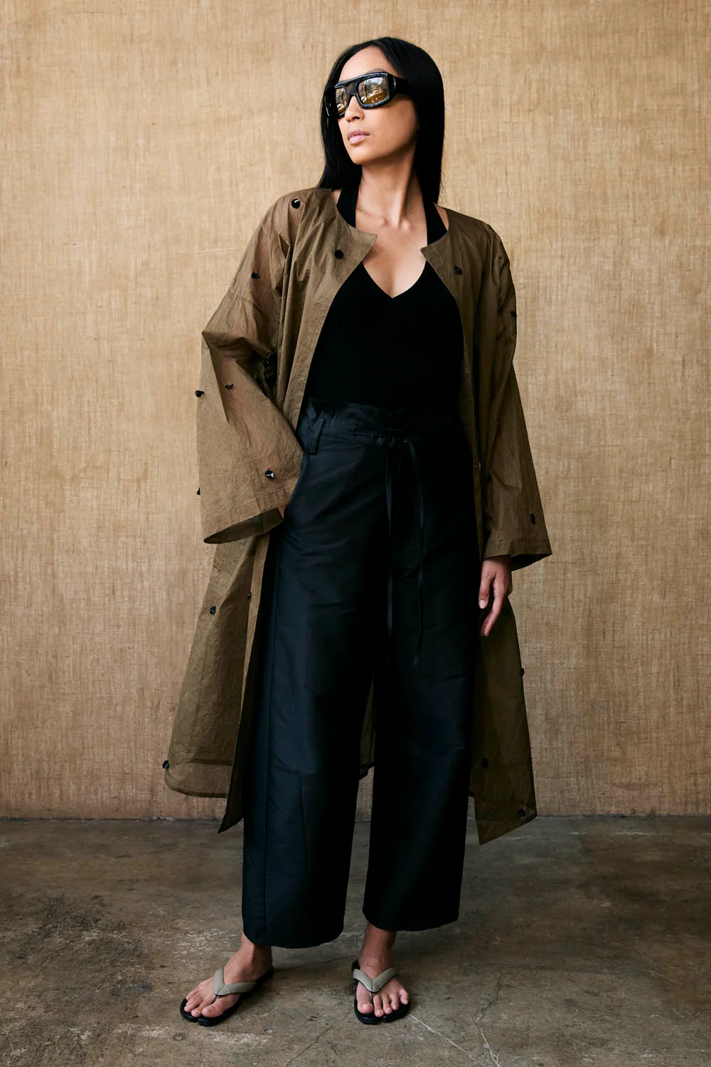 Chandelier Paper Trench Olive