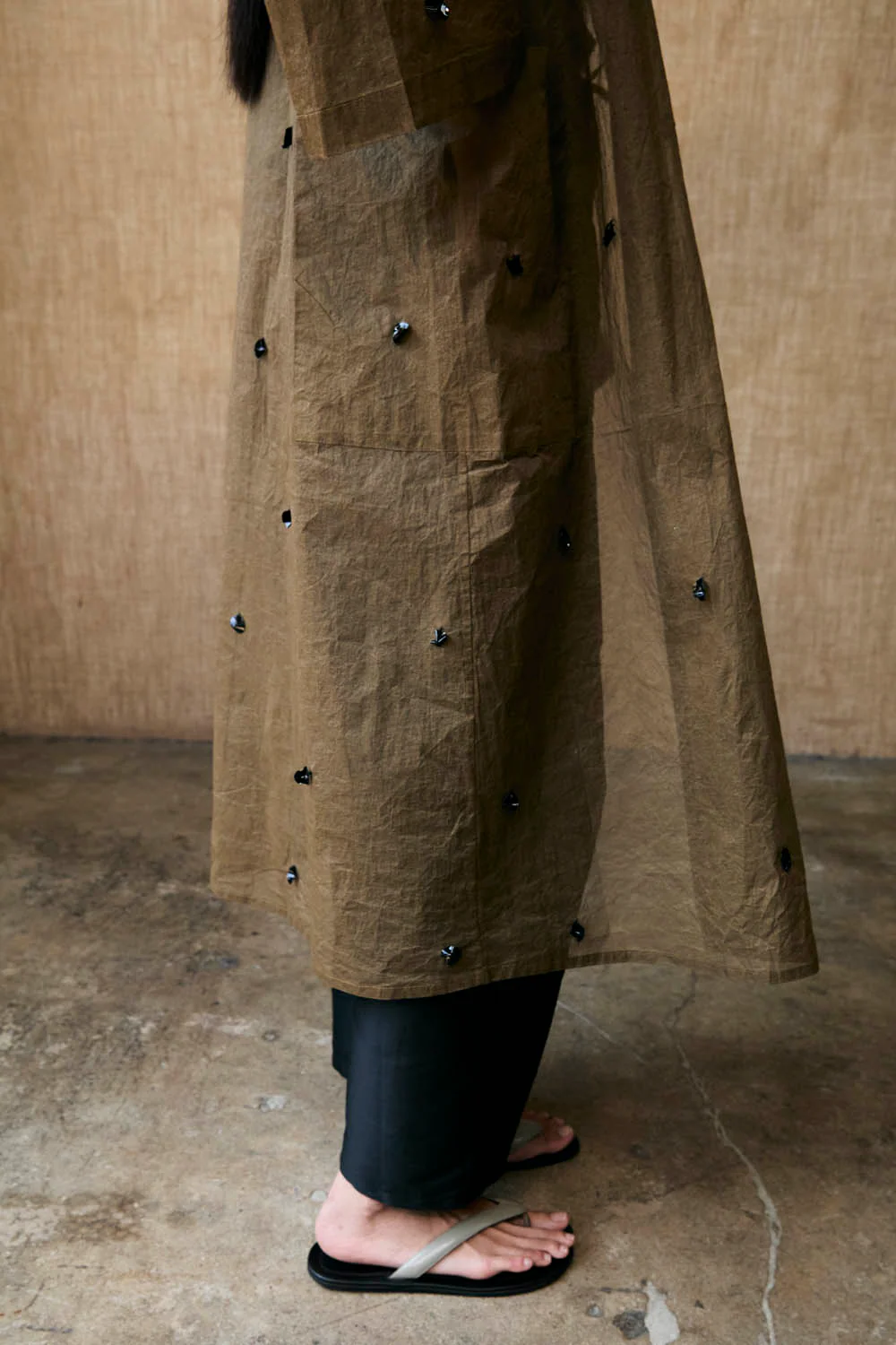 Chandelier Paper Trench Olive - Image 2