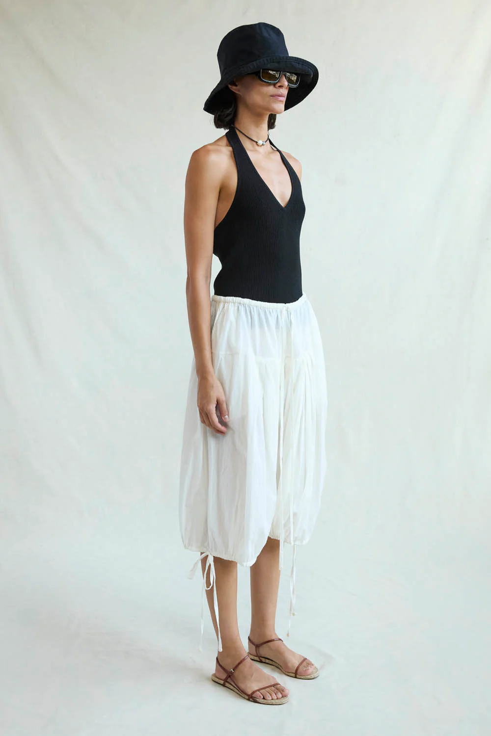 Million Pleats Fisherman Shorts Natural - Image 2
