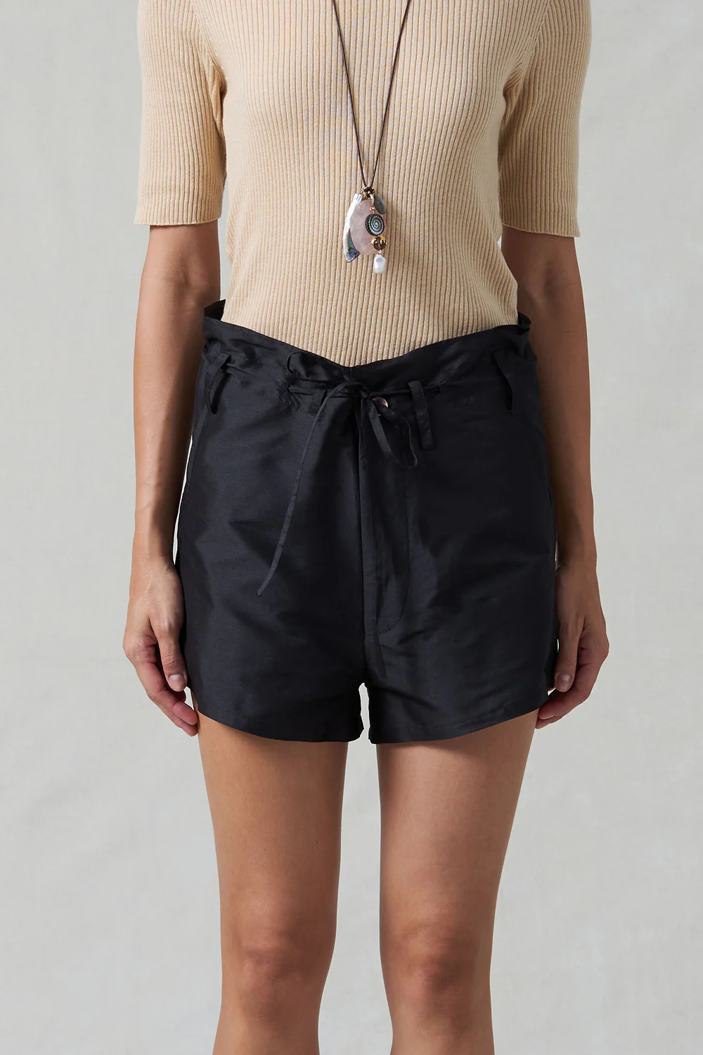 Techno Taffeta Shorts Black - Image 2